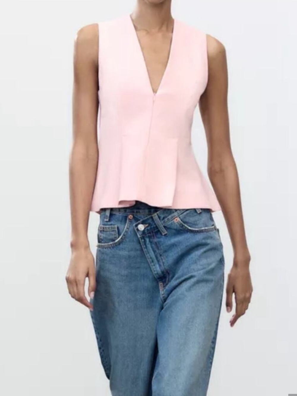 Zara Pale Pink Sleeveless V-Neck Peplum Top with Zip Front NWT size XXL